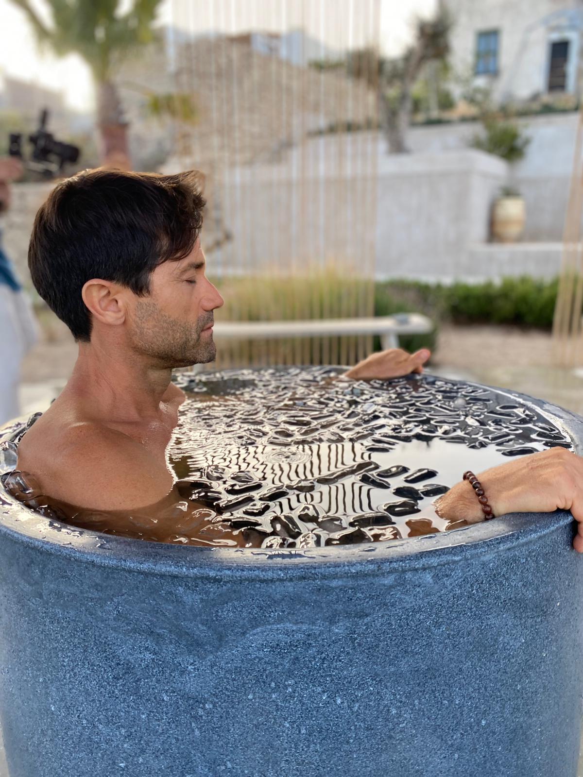 DEEP BREATHWORK AND ICE BATH (WIM HOF METHOD)